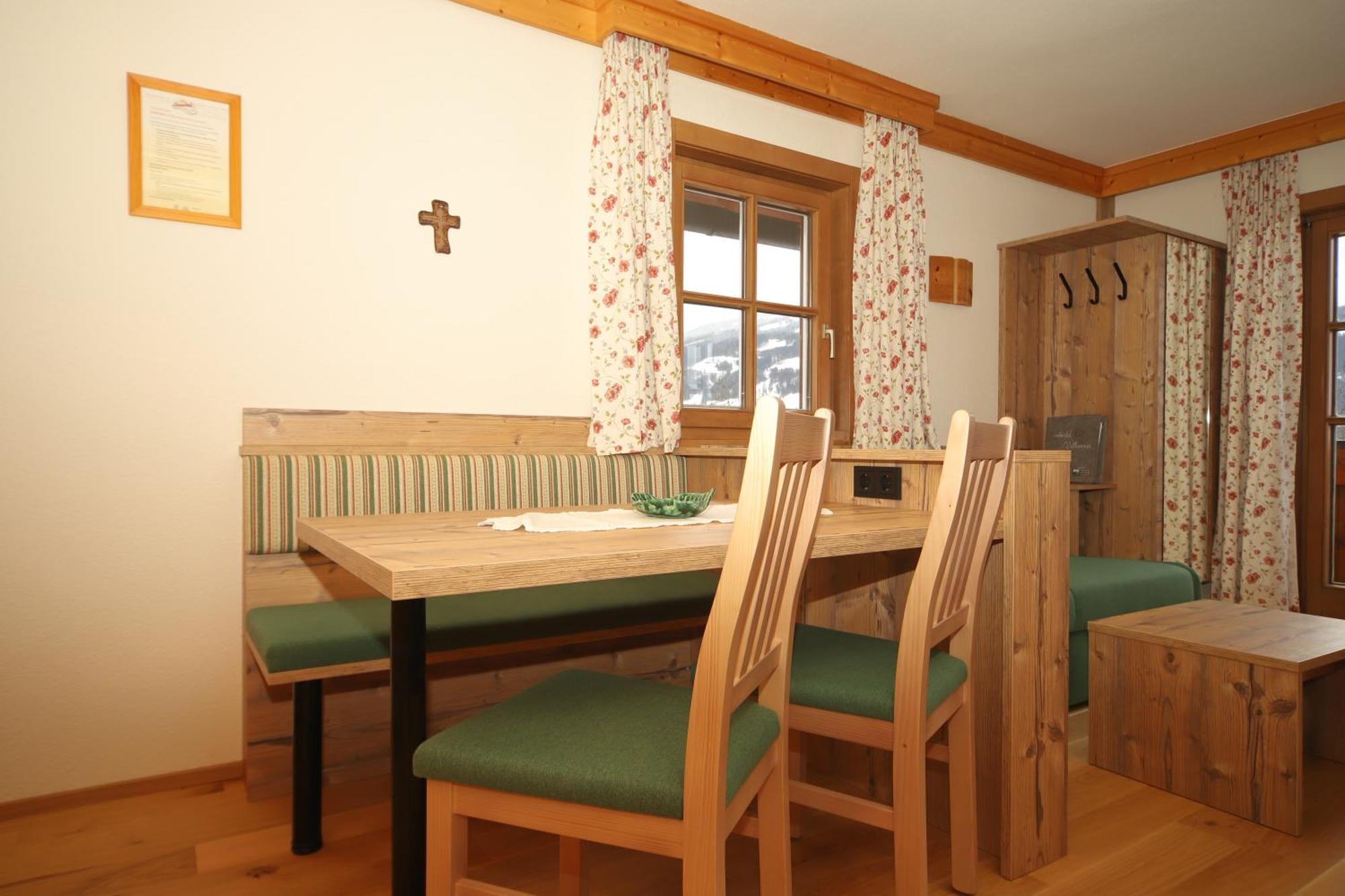 Linarhof Apartment Urlaub Am Bio Bauernhof Haus im Ennstal Szoba fotó