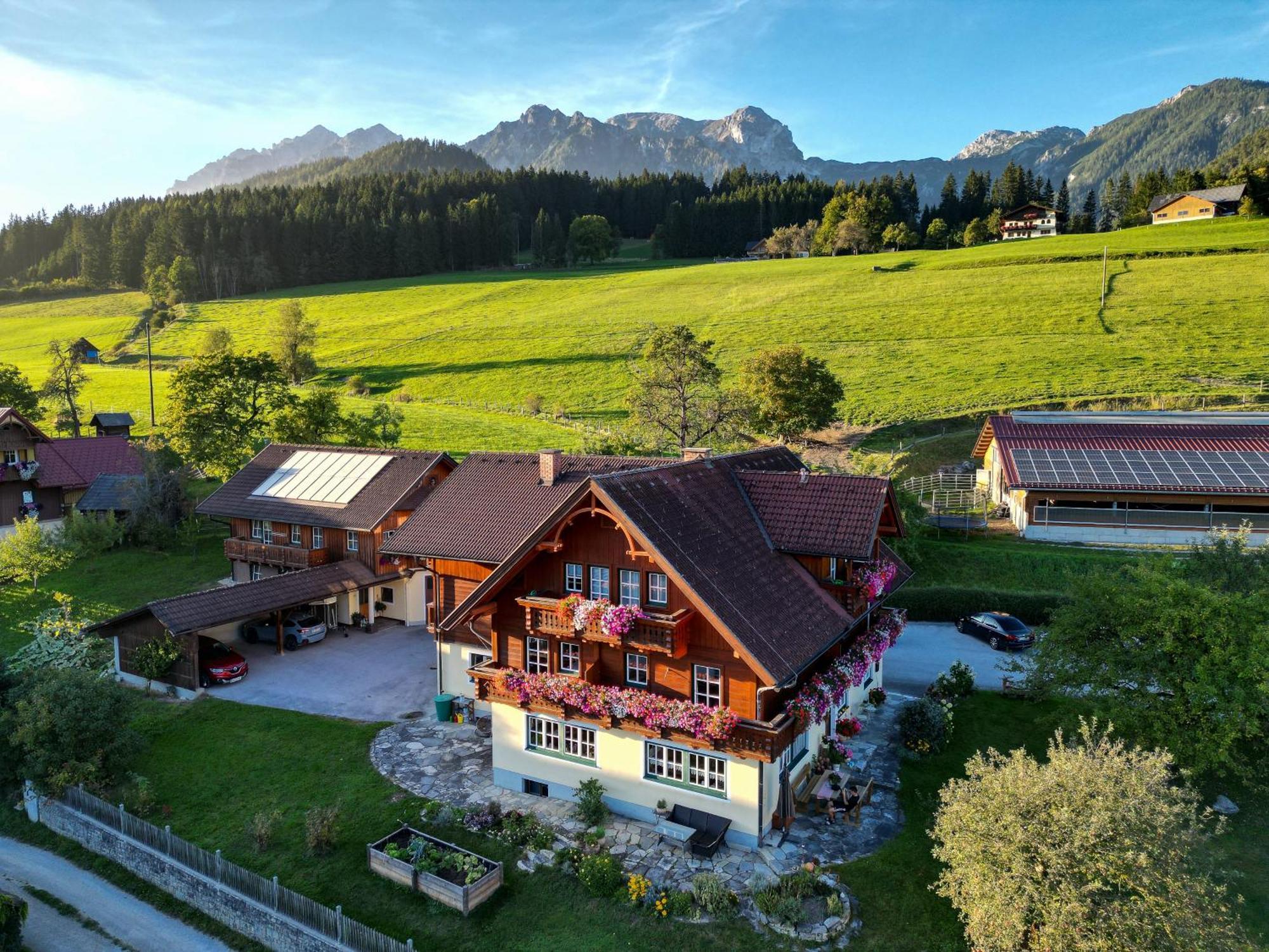 Linarhof Apartment Urlaub Am Bio Bauernhof Haus im Ennstal Kültér fotó